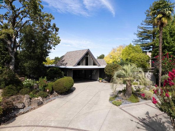 31 Richelle Ct., Lafayette CA 94549