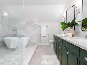 4401 Cezanne Avenue, Woodland Hills (los Angeles) CA 91364