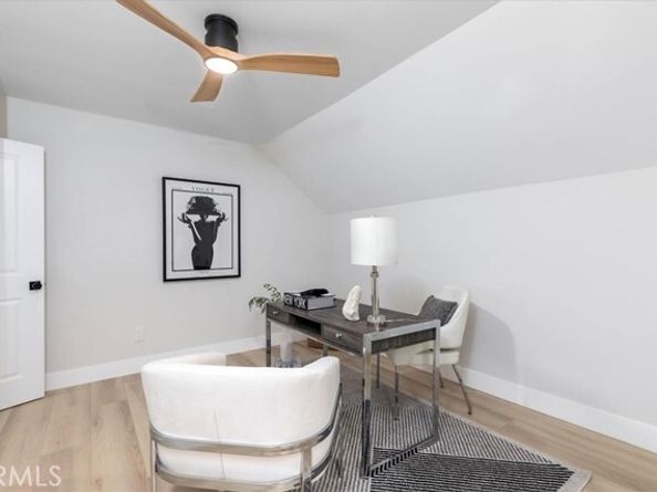 4401 Cezanne Avenue, Woodland Hills (los Angeles) CA 91364