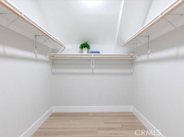 4401 Cezanne Avenue, Woodland Hills (los Angeles) CA 91364