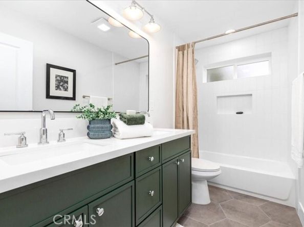 4401 Cezanne Avenue, Woodland Hills (los Angeles) CA 91364