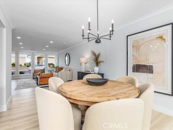 4401 Cezanne Avenue, Woodland Hills (los Angeles) CA 91364