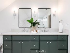 4401 Cezanne Avenue, Woodland Hills (los Angeles) CA 91364