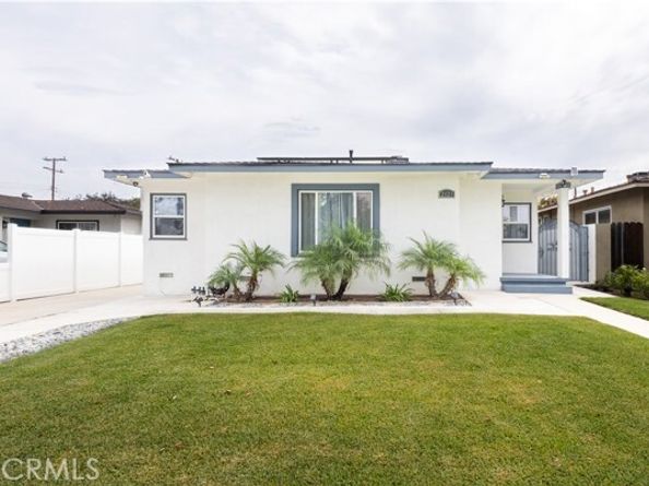 2121 Valencia, Santa Ana CA 92706