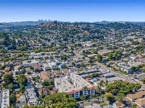 1422 Rock Glen Avenue 214, Glendale CA 91205