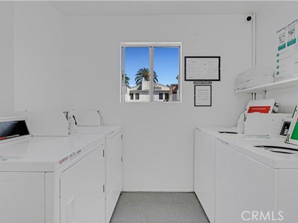 1422 Rock Glen Avenue 214, Glendale CA 91205