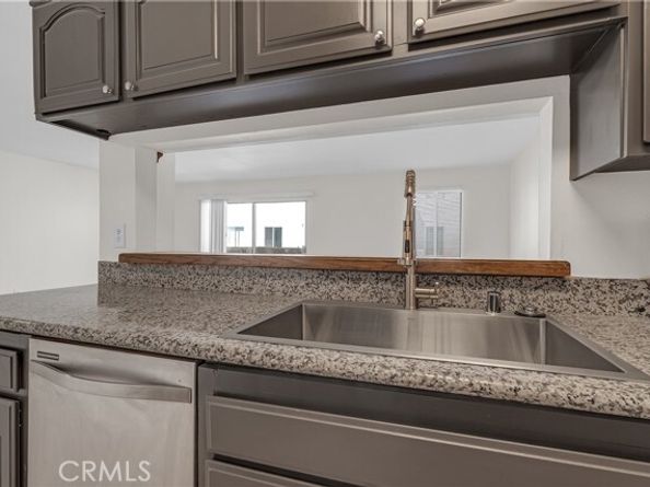 1422 Rock Glen Avenue 214, Glendale CA 91205