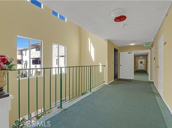 1422 Rock Glen Avenue 214, Glendale CA 91205