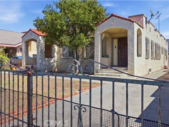3940 La Salle, Los Angeles CA 90062