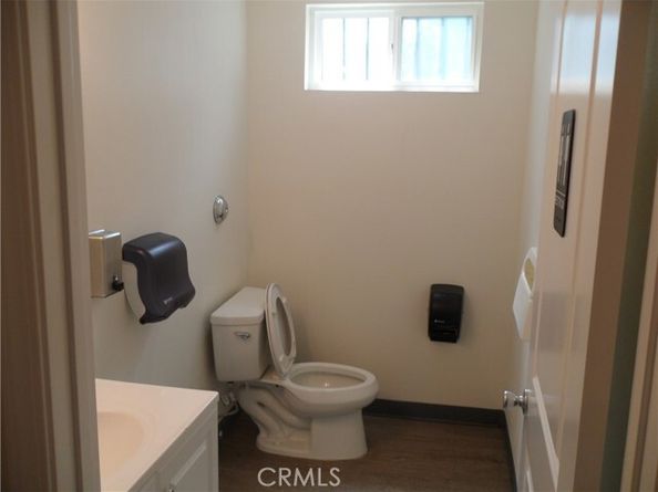 8763 S San Pedro Street, Los Angeles CA 90003
