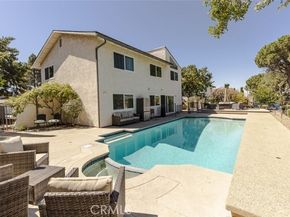 11801 Thunderbird Avenue, Porter Ranch (los Angeles) CA 91326