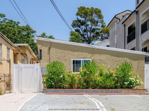 10224 Fernglen Avenue, Tujunga (los Angeles) CA 91042