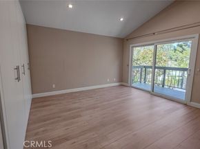 10831 Roycroft Street 18, Sun Valley (los Angeles) CA 91352