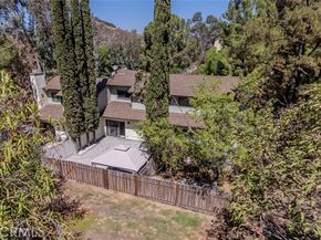10831 Roycroft Street 18, Sun Valley (los Angeles) CA 91352