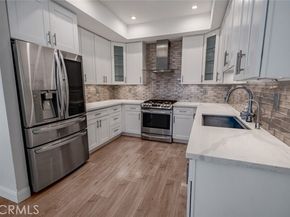 10831 Roycroft Street 18, Sun Valley (los Angeles) CA 91352