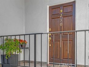 18645 Hatteras Street 230, Tarzana (los Angeles) CA 91356