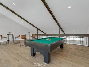 18645 Hatteras Street 230, Tarzana (los Angeles) CA 91356