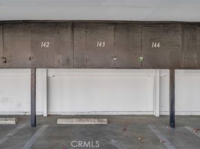 18645 Hatteras Street 230, Tarzana (los Angeles) CA 91356