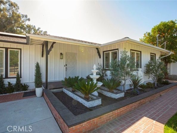 10431 Johanna Street, Burbank CA 91040