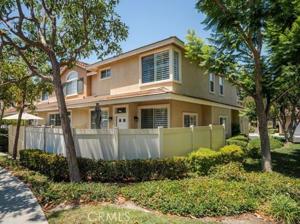 8472 E Tioga Way, Anaheim CA 92808