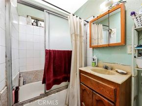 333 W D Street, Wilmington (los Angeles) CA 90744