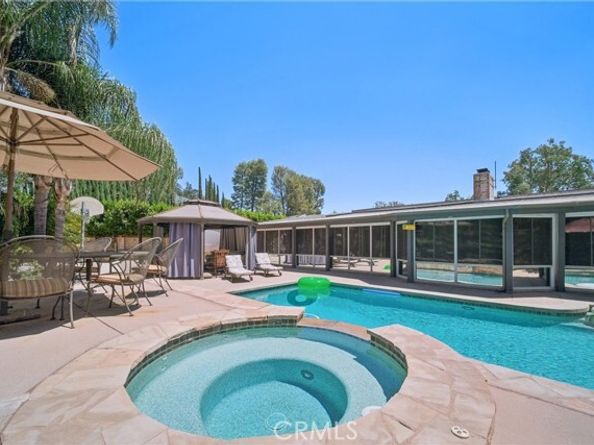 16857 Colven Road, Granada Hills (los Angeles) CA 91344