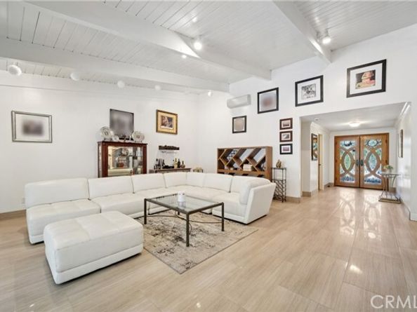 16857 Colven Road, Granada Hills (los Angeles) CA 91344