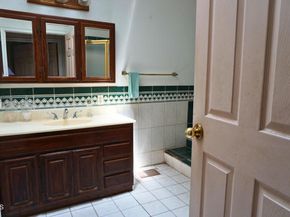 6631 Bevis Avenue, Van Nuys (los Angeles) CA 91405