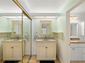 18952 Canyon View, Lake Forest (el Toro) CA 92679