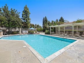 18952 Canyon View, Lake Forest (el Toro) CA 92679