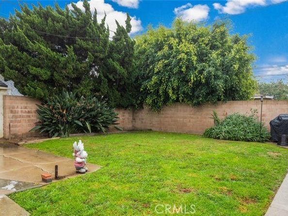 2410 Termino Avenue, Long Beach CA 90815