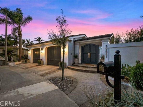 19581 Summer Breeze, Huntington Beach CA 92648