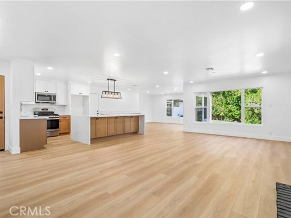 10007 Debra Ave, Granada Hills (los Angeles) CA 91343