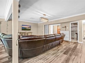 8544 Saloma Avenue, Panorama City (los Angeles) CA 91402