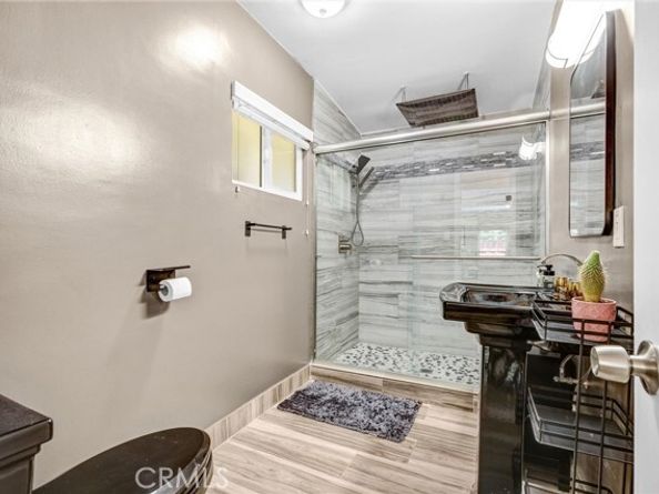 8544 Saloma Avenue, Panorama City (los Angeles) CA 91402