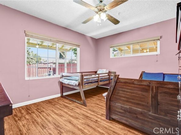 8544 Saloma Avenue, Panorama City (los Angeles) CA 91402