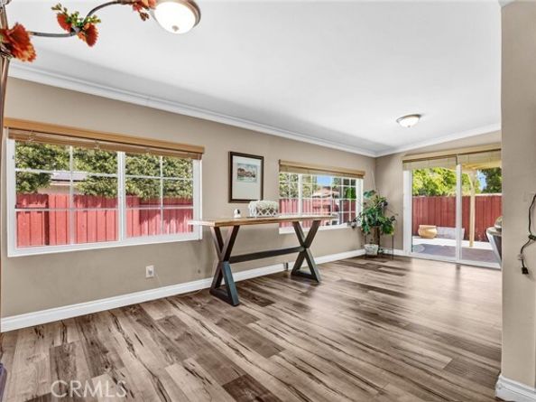 8544 Saloma Avenue, Panorama City (los Angeles) CA 91402