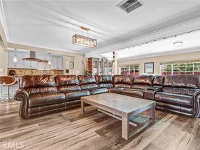 8544 Saloma Avenue, Panorama City (los Angeles) CA 91402