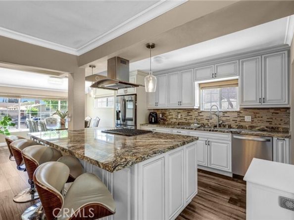 8544 Saloma Avenue, Panorama City (los Angeles) CA 91402