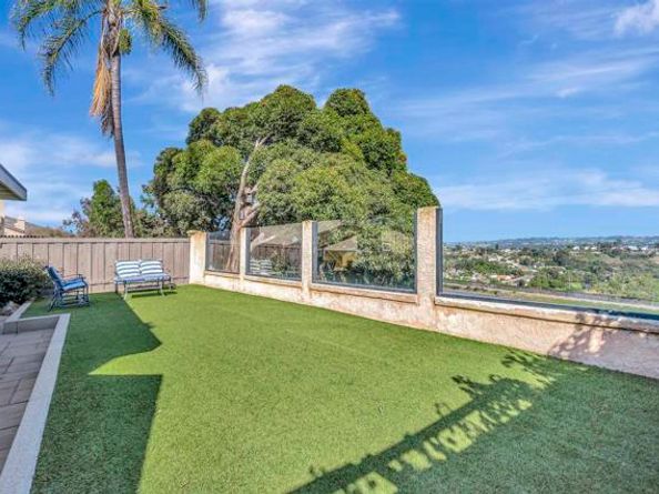 9525 High Park Lane, San Diego CA 92129