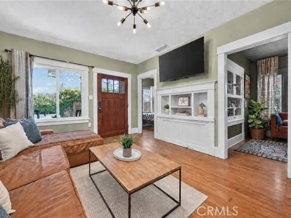 523 Olive, Long Beach CA 90802