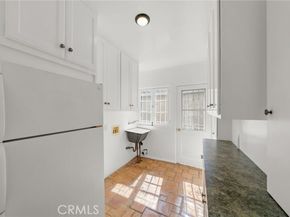 112 N. Highland Ave, Los Angeles CA 90036