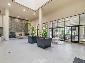 133 The Promenade 103, Long Beach CA 90802