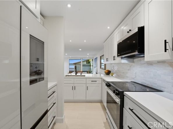6209 Marina Pacifica, Long Beach CA 90803