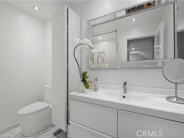 6209 Marina Pacifica, Long Beach CA 90803