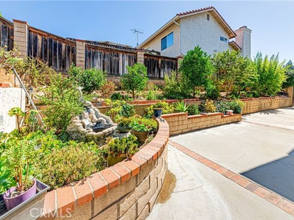 49 Stagecoach Drive, Pomona CA 91766