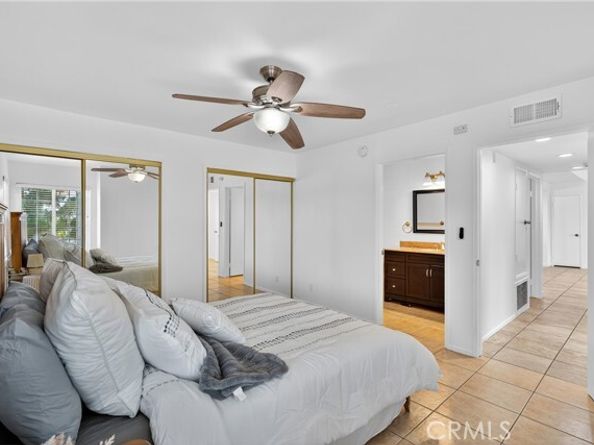 9714 Sepulveda Boulevard 201, North Hills (los Angeles) CA 91343