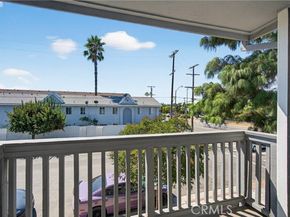 9714 Sepulveda Boulevard 201, North Hills (los Angeles) CA 91343