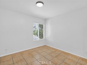 9714 Sepulveda Boulevard 201, North Hills (los Angeles) CA 91343
