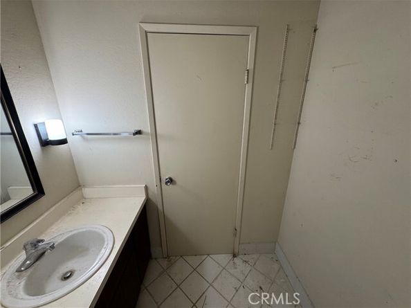 3003 Kaiser Drive A, Santa Clara CA 95051